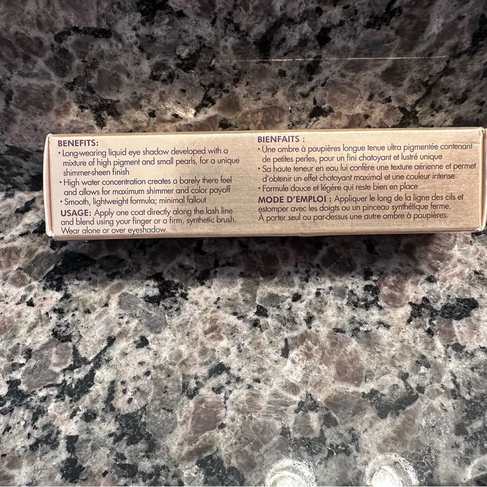 Stila illuminate your